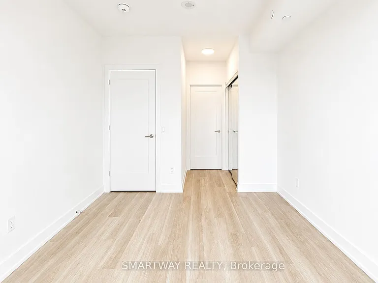 25 Cordova Ave #1309 — Photo 33