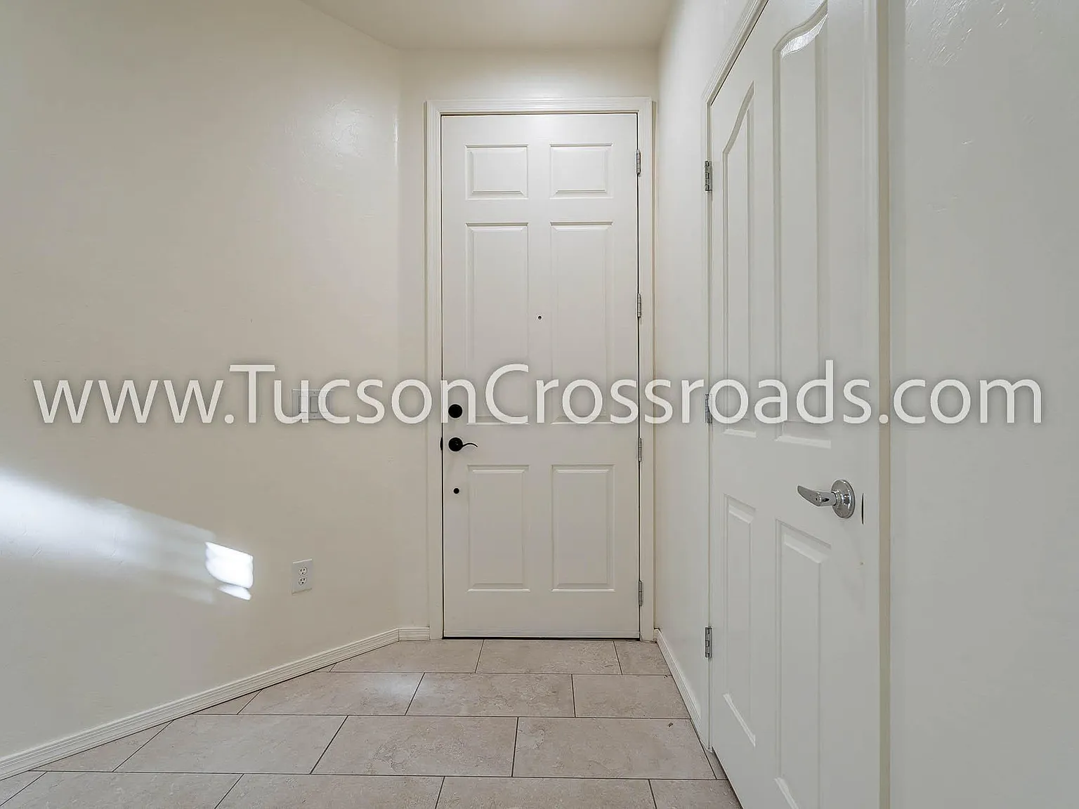3 bed, 1642 sqft, $1,995 — Photo 3