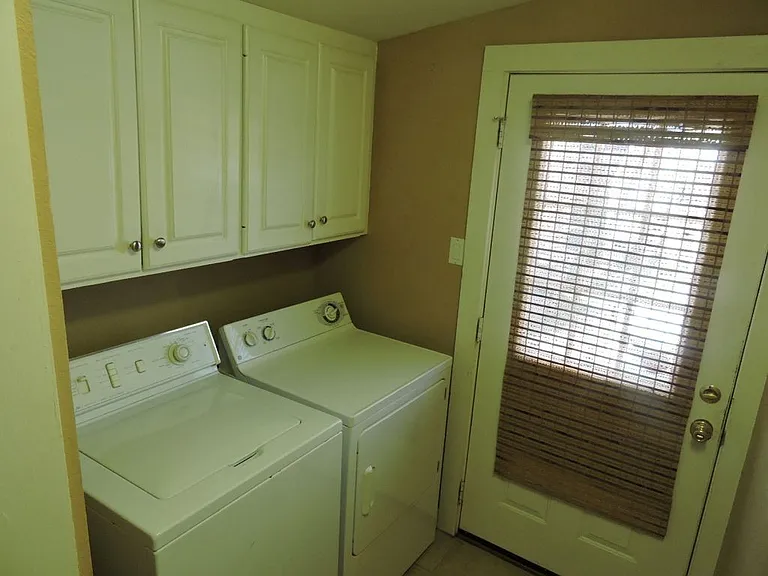1320 Perkins Rd — Photo 8