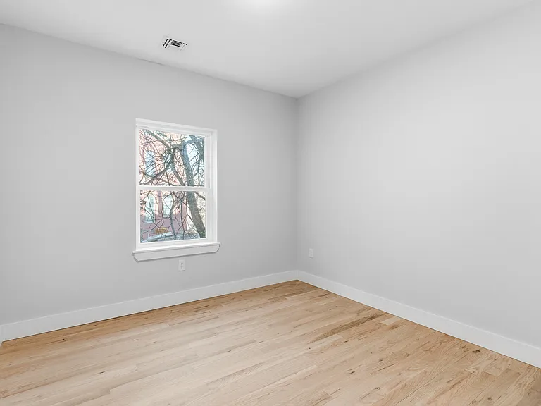 34 Elizabeth Ave #1 — Photo 8
