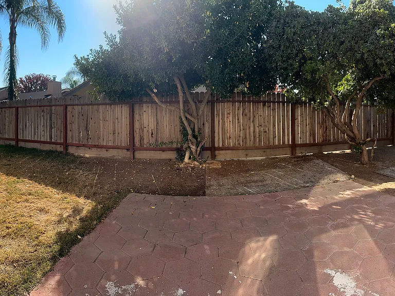 4527 W Providence Ave — Photo 5