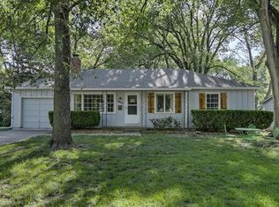 8863 Switzer Rd, Overland Park, KS 66212