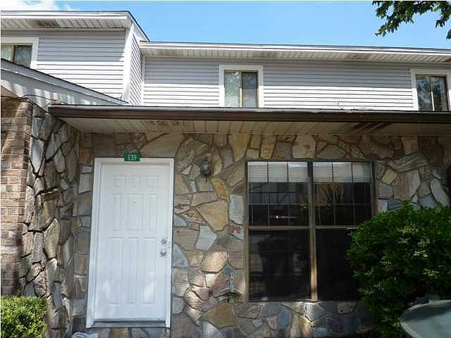 1st image of 139 Scottwood Dr
