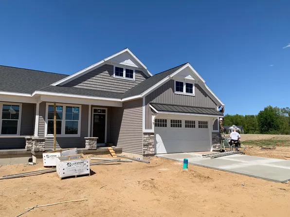 7603 Brook Villa South 136, Allendale, MI 49401