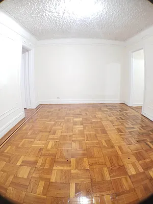 Rented by Roberto Guilbet, LREB | media 29