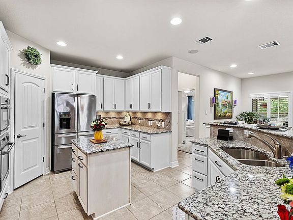 Gourmet Kitchen