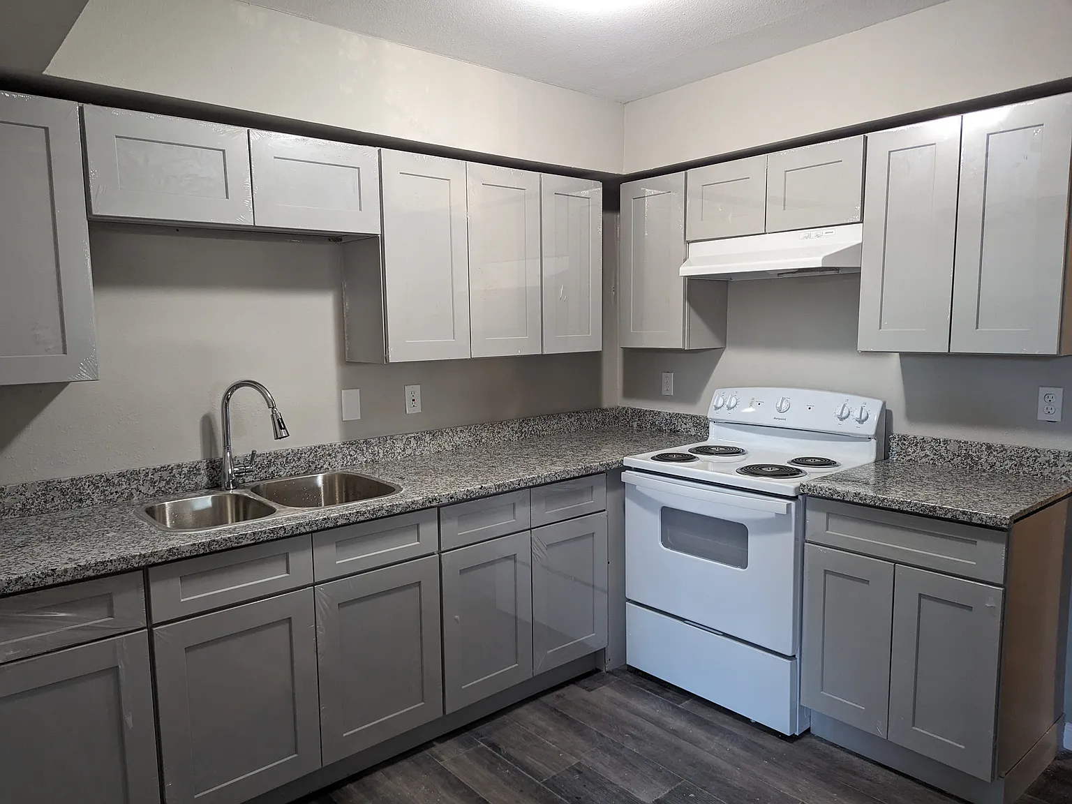 2 bed, $1,250 — Photo 2