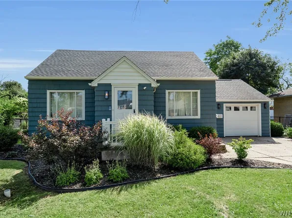 4661 N Bailey Ave, Amherst, NY 14226