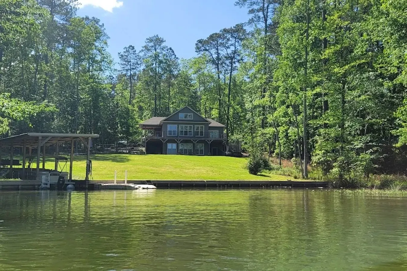 3 bed, 1900 sqft, $3,500 — Photo 2
