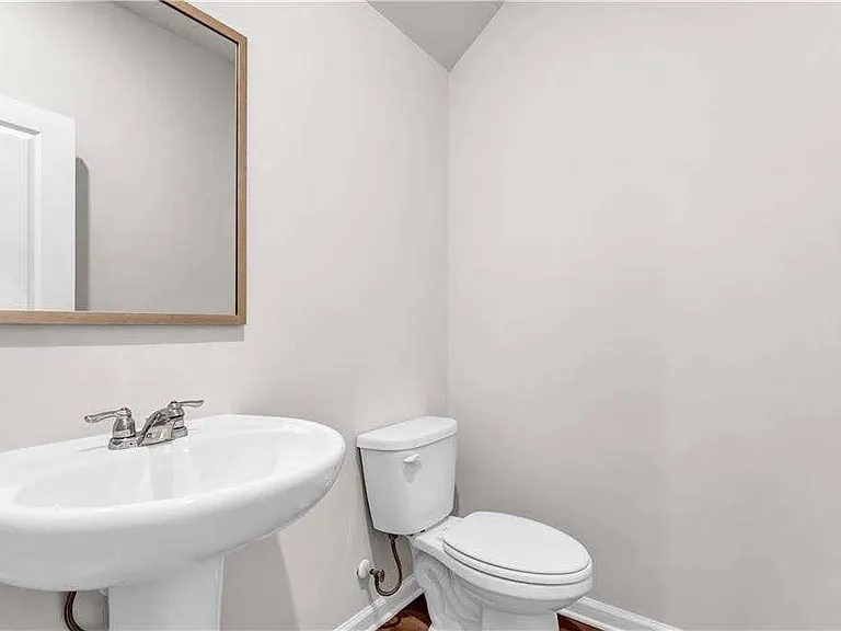 1575 Villageside Ct — Photo 9