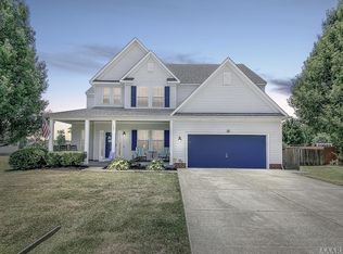 187 Eagleton Cir, Moyock, NC 27958