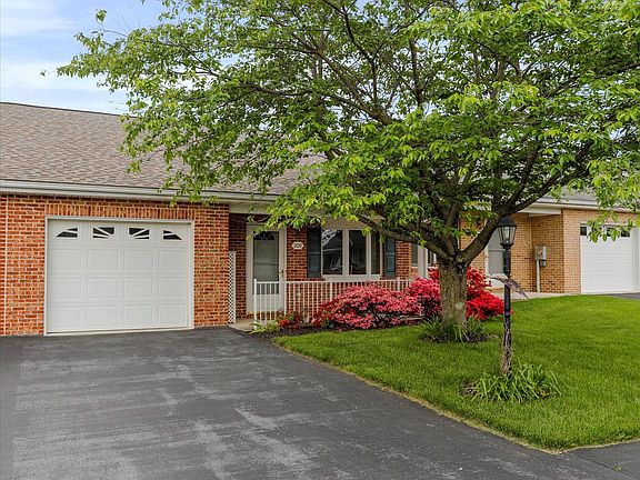 4th image of 209 S Fork Dr