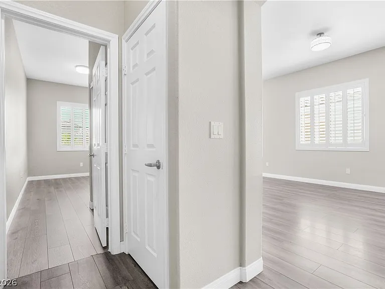 10137 Snow Crest Pl — Photo 25
