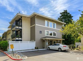 12631 NE 9th Pl APT C101, Bellevue, WA