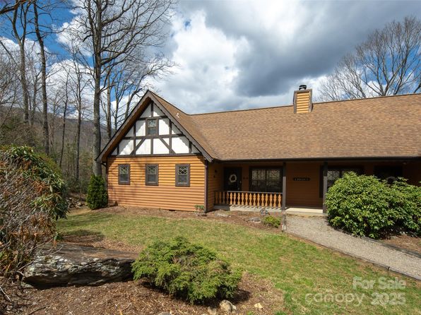 376 Overlook Dr #1, Burnsville, NC 28714