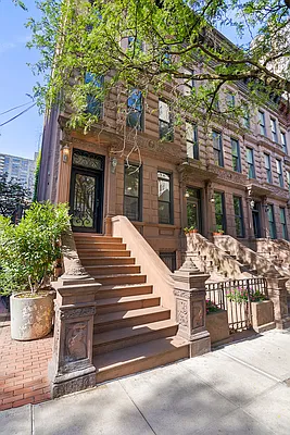 Rented by Compass | media 16