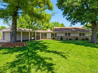 12125 Old Saint Charles Rd, Bridgeton, MO 63044