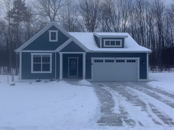 7404 Boulder Creek Dr, Midland, MI 48642