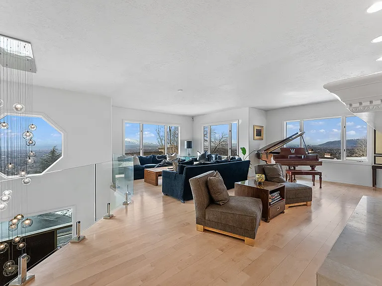 4887 S Mountain Ln — Photo 37