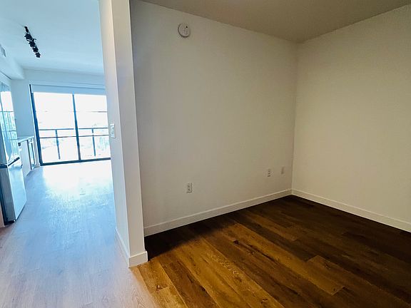 5th image of 1646 NE 124th St #246