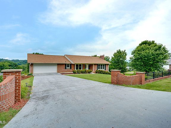 2nd image of 1763 Sylvan Hill Rd