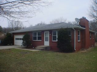 113 New Foundland Pl NE, Poplar Grove, IL 61065