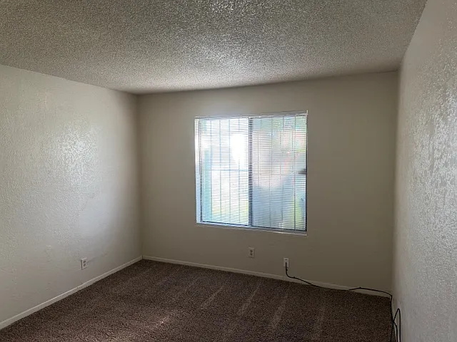 9211 N Dalewood St — Photo 10