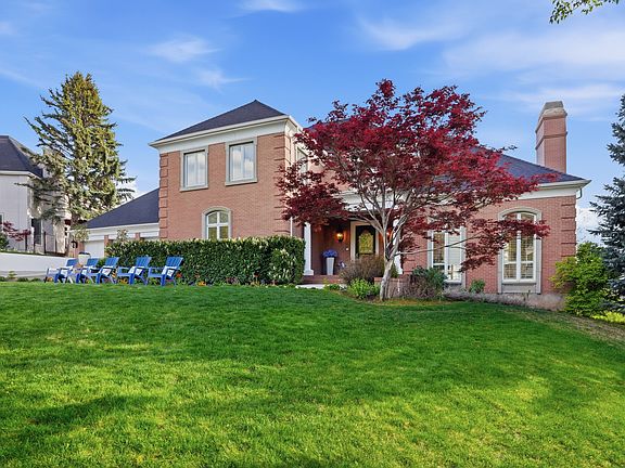 4th image of 1714 E Fort Douglas Cir