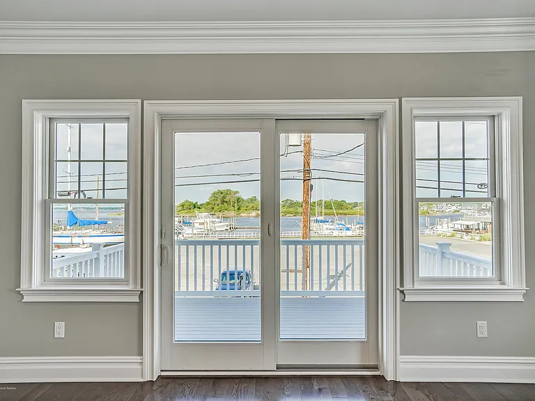1260 Ocean Ave #B — Photo 17
