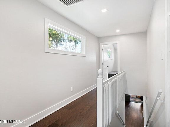 5th image of 337 4th St
