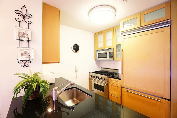 Sold by Renetta Real Estate | media 22