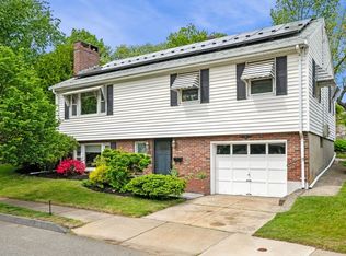 88 Moffatt Rd, Salem, MA 01970