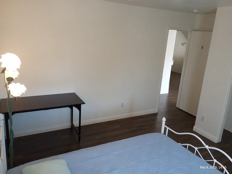 De La Valle Dr — Photo 13