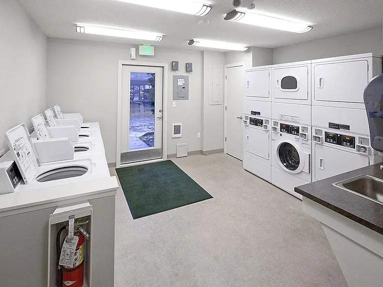 Royal Greens Apartments — Photo 34