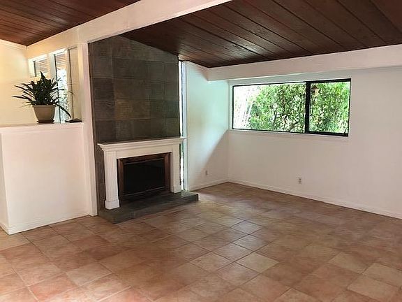 5th image of 4222 Darlington Ct