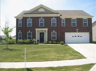 525 Plainville Dr, Westfield, IN 46074