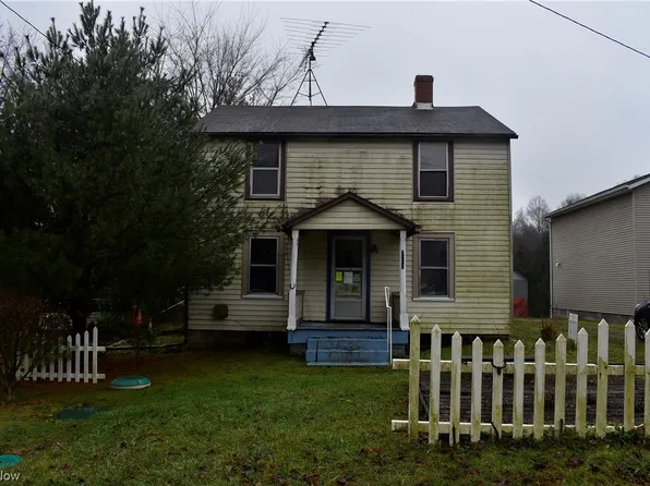 4393 Kinsman Rd, Middlefield, OH 44062