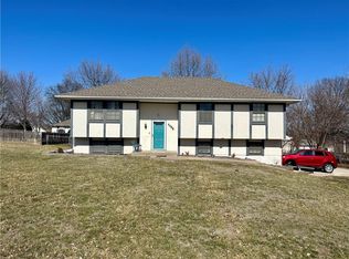 1100 NE 112th Ter, Kansas City, MO 64155