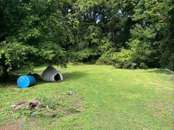652 Old Sanford Rd, Moncure, NC 27559