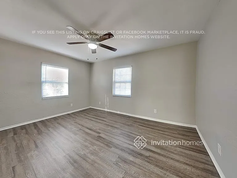 2334 Auburn St S — Photo 15