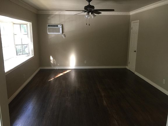 2nd image of 1728 Laurel Canyon Blvd