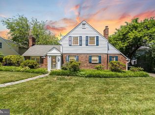 3110 Circle Hill Rd, Alexandria, VA 22305