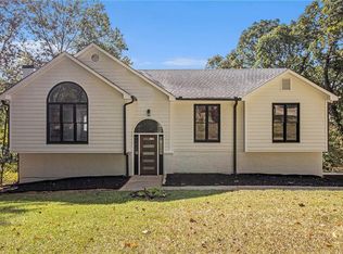 29 Greenwood Dr SW, Cartersville, GA 30120