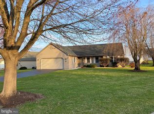 36 Rosemont Dr, Myerstown, PA