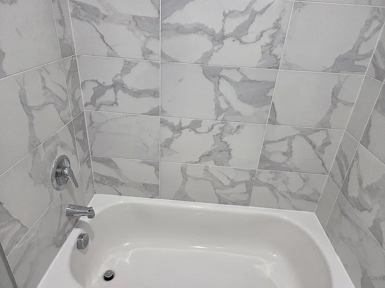 214 S 10th St #2 — Photo 11