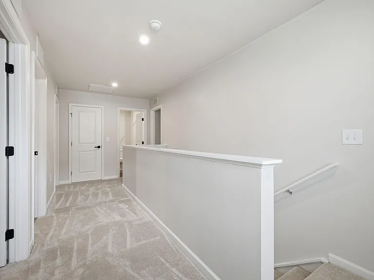 1432 Burgundy Bluff Ln — Photo 18