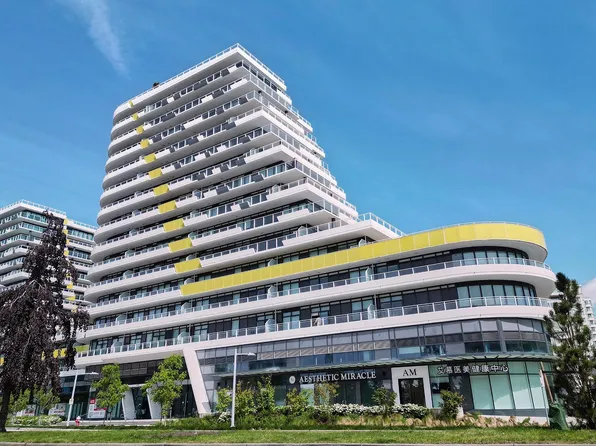 5788 Gilbert Rd #703, Richmond, BC V7C 0B3