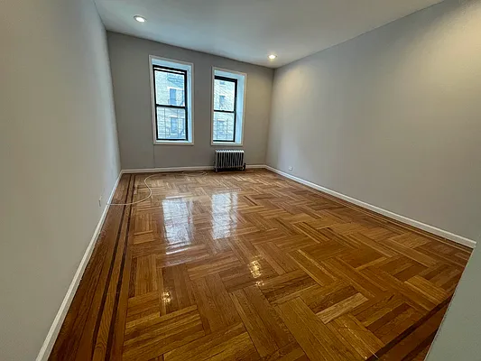 Rented by Premier One Realty LLC | media 7