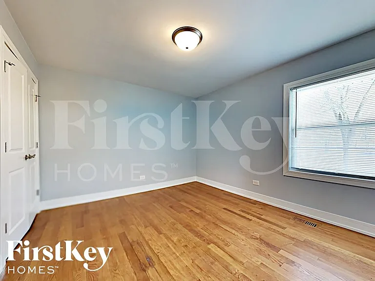 5434 Georgetown Dr — Photo 8