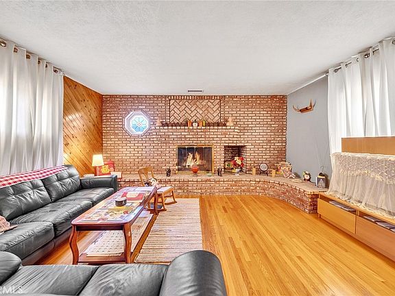 5th image of 5349 Buffington Rd